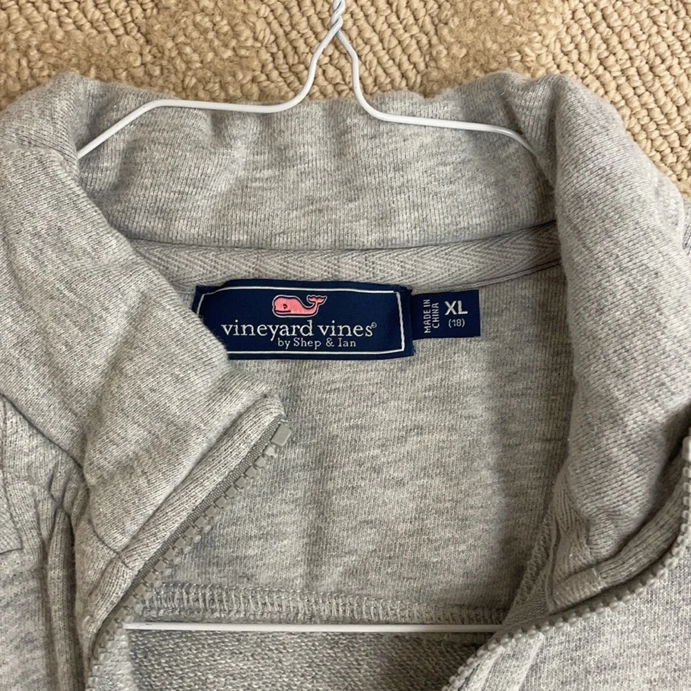 Vineyard vines boys shep shirt grey size XL - Picture 3 of 3